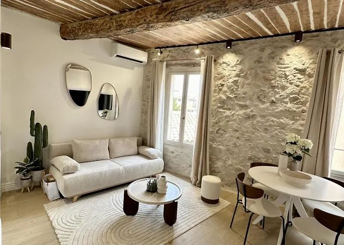 New Charming Apartment Old Town